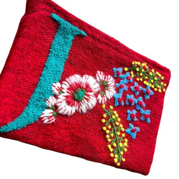 NWT Jenny Krauss Monogram Letter J Pouch Floral Embroidered Zip Bag Sundance - Picture 2 of 7